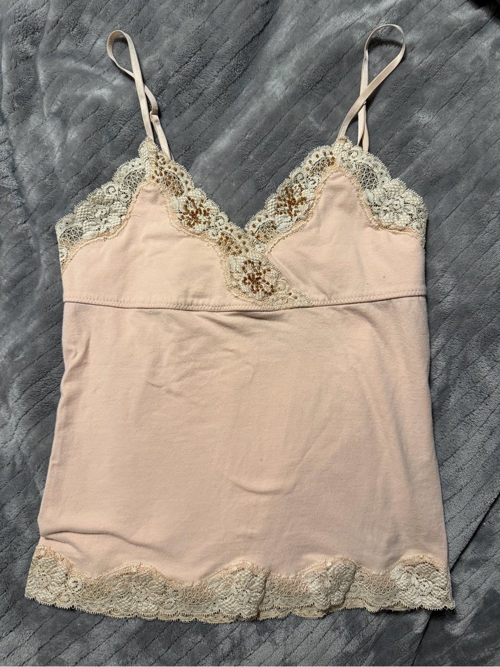 Abercrombie - Vintage Y2K Light Pink Cami Top w/Cream Lace Trim and Beading